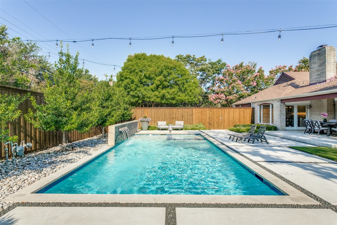 4422 Shady Hill Drive Dallas TX 75229