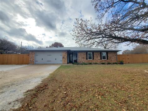 111 Willow Lane Burleson TX 76028