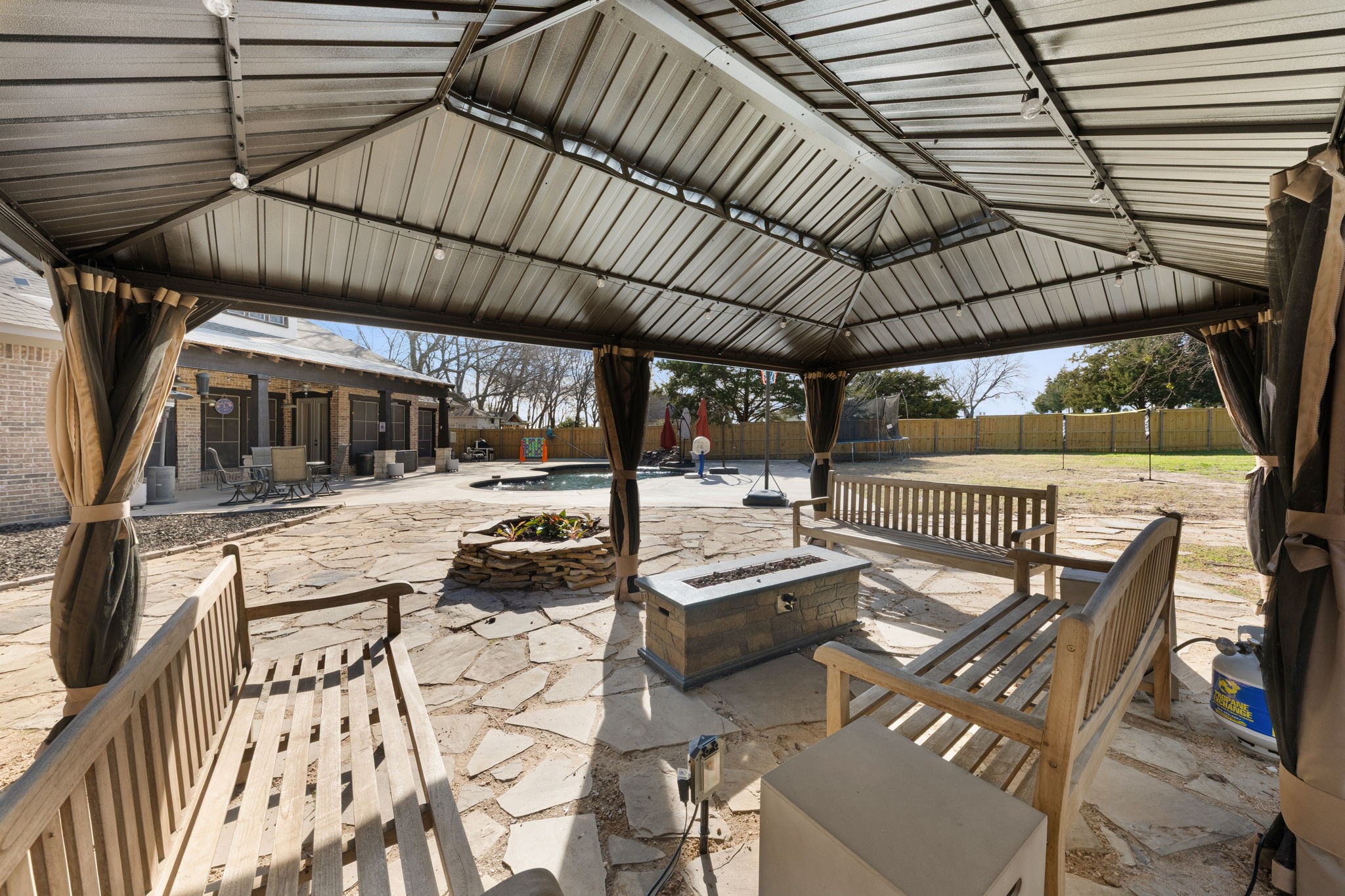 7880 County Road 542 Nevada TX 75173