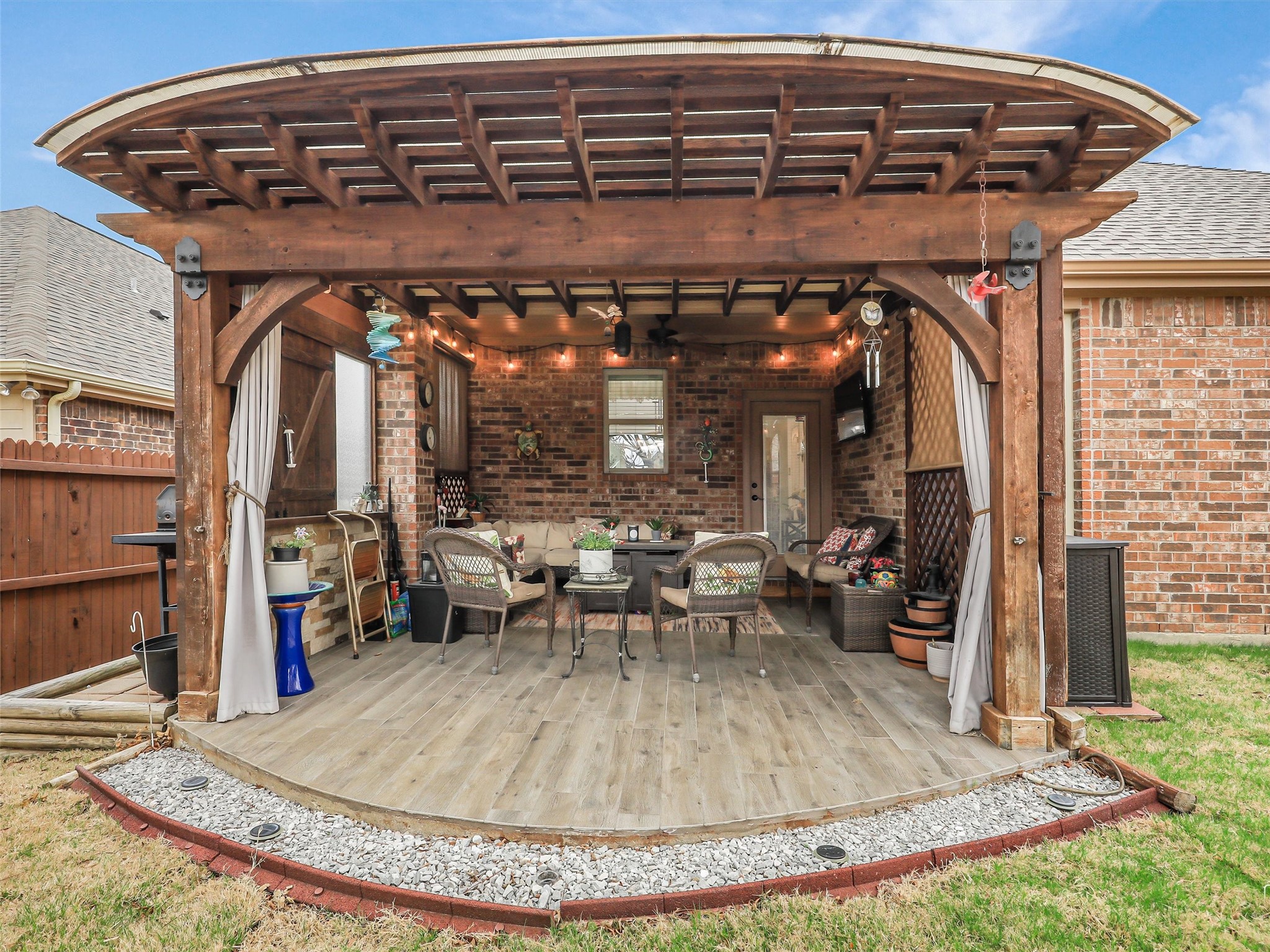 212 Rugby Lane Mckinney TX 75072