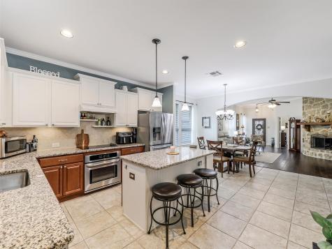 212 Rugby Lane Mckinney TX 75072