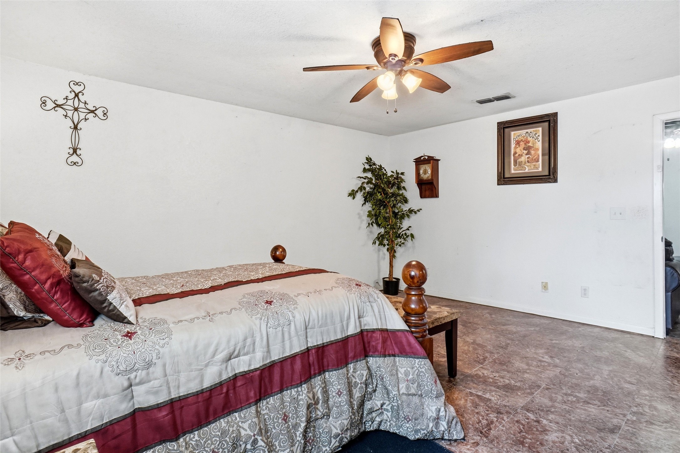 904 S Perrin Street Decatur TX 76234