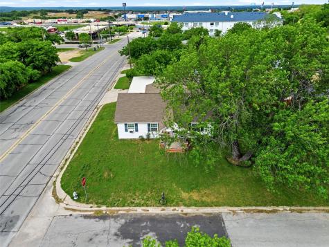 904 S Perrin Street Decatur TX 76234