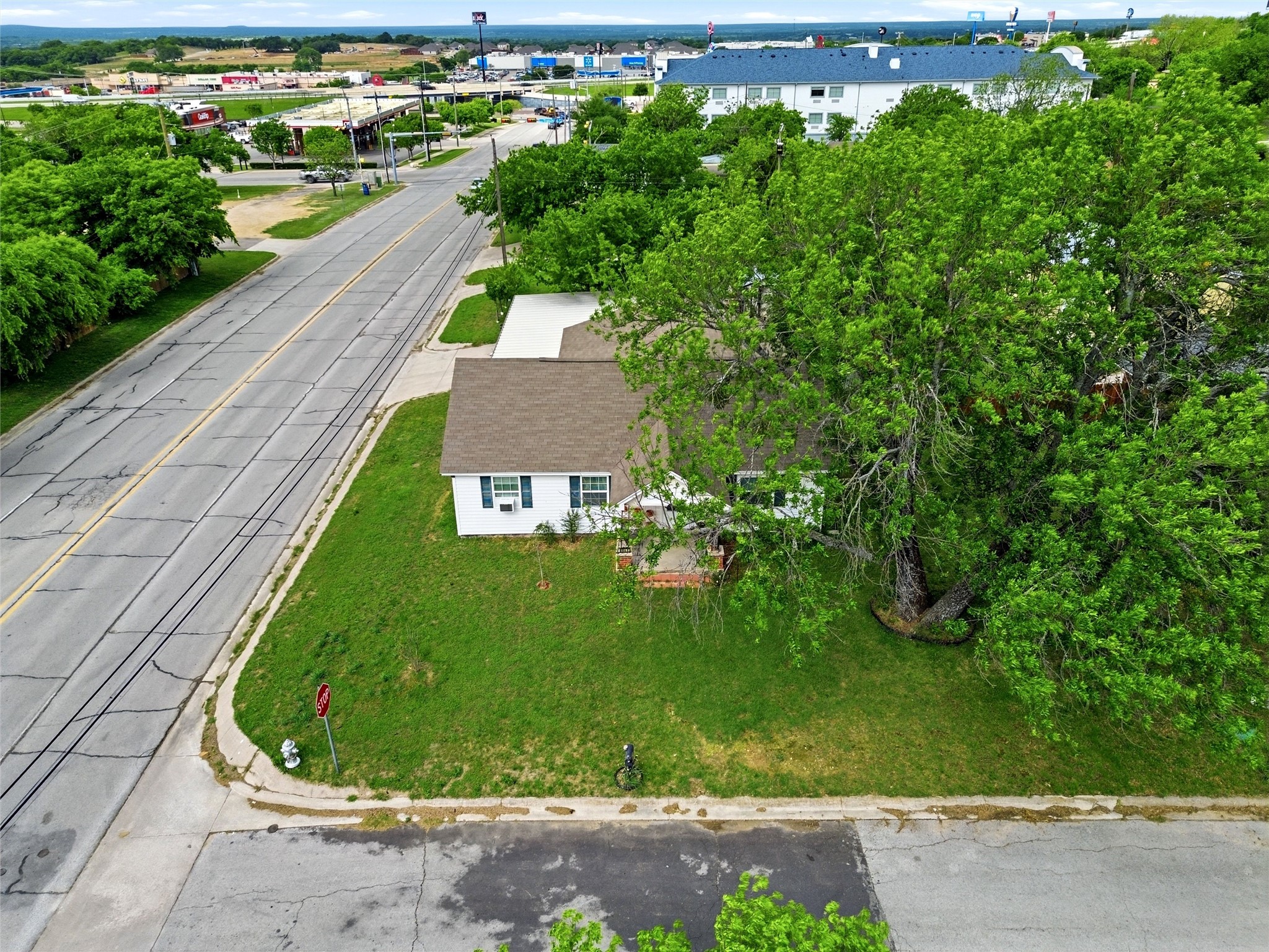 904 S Perrin Street Decatur TX 76234
