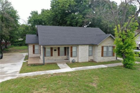 3704 Memorial Drive Waco TX 76711
