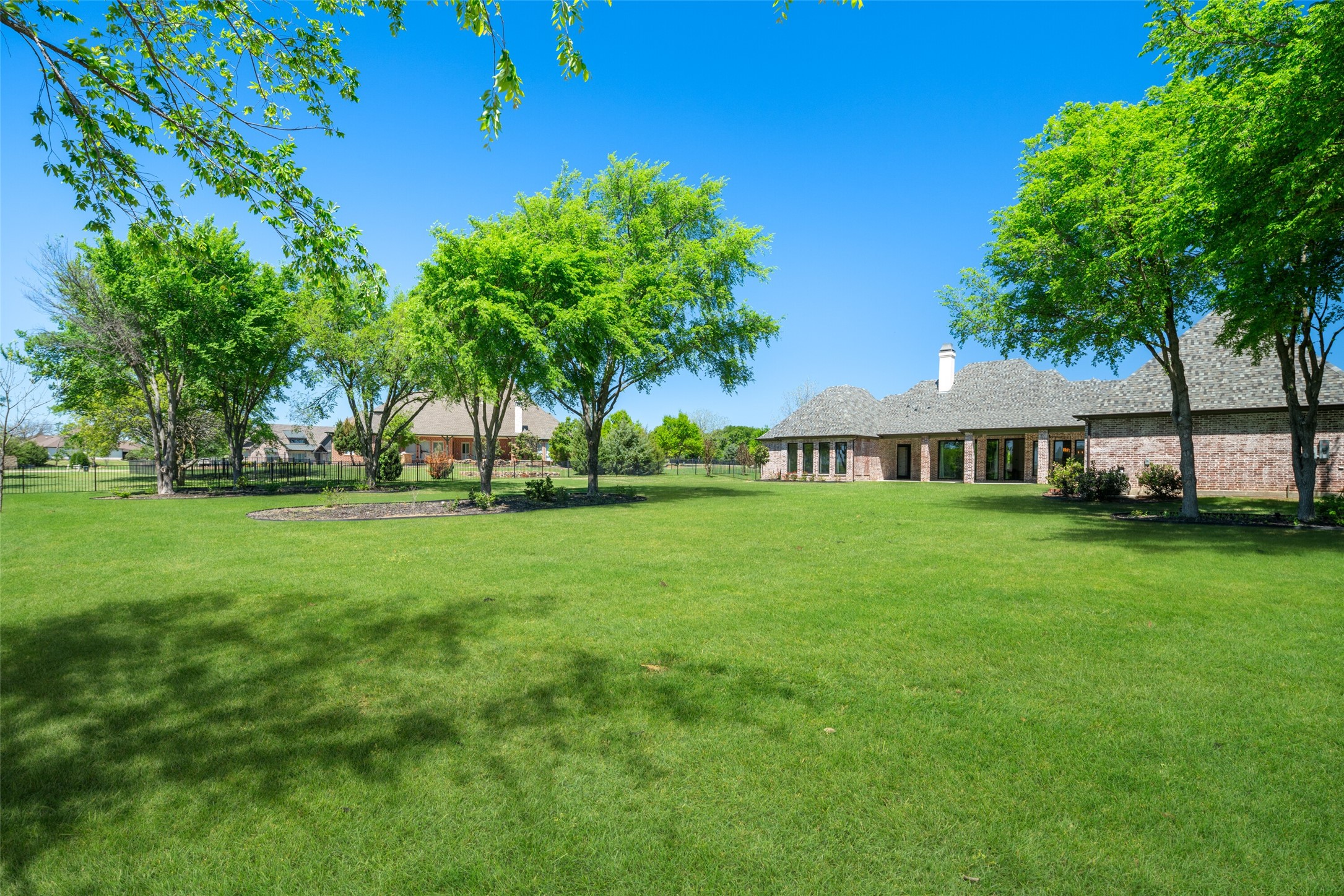 1805 Sunset Pointe Cross Roads TX 76227
