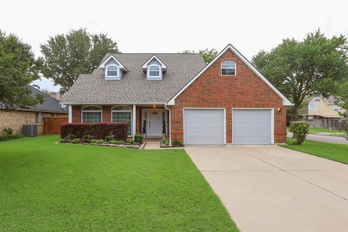 348 Clayton Street Grand Prairie TX 75052