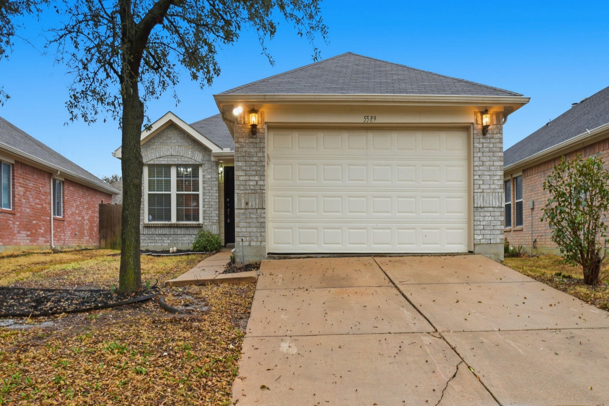 5589 Hunters Bend Lane Dallas TX 75249