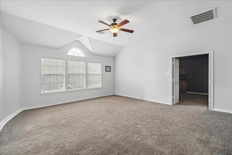 5856 Summerwood Drive Grand Prairie TX 75052