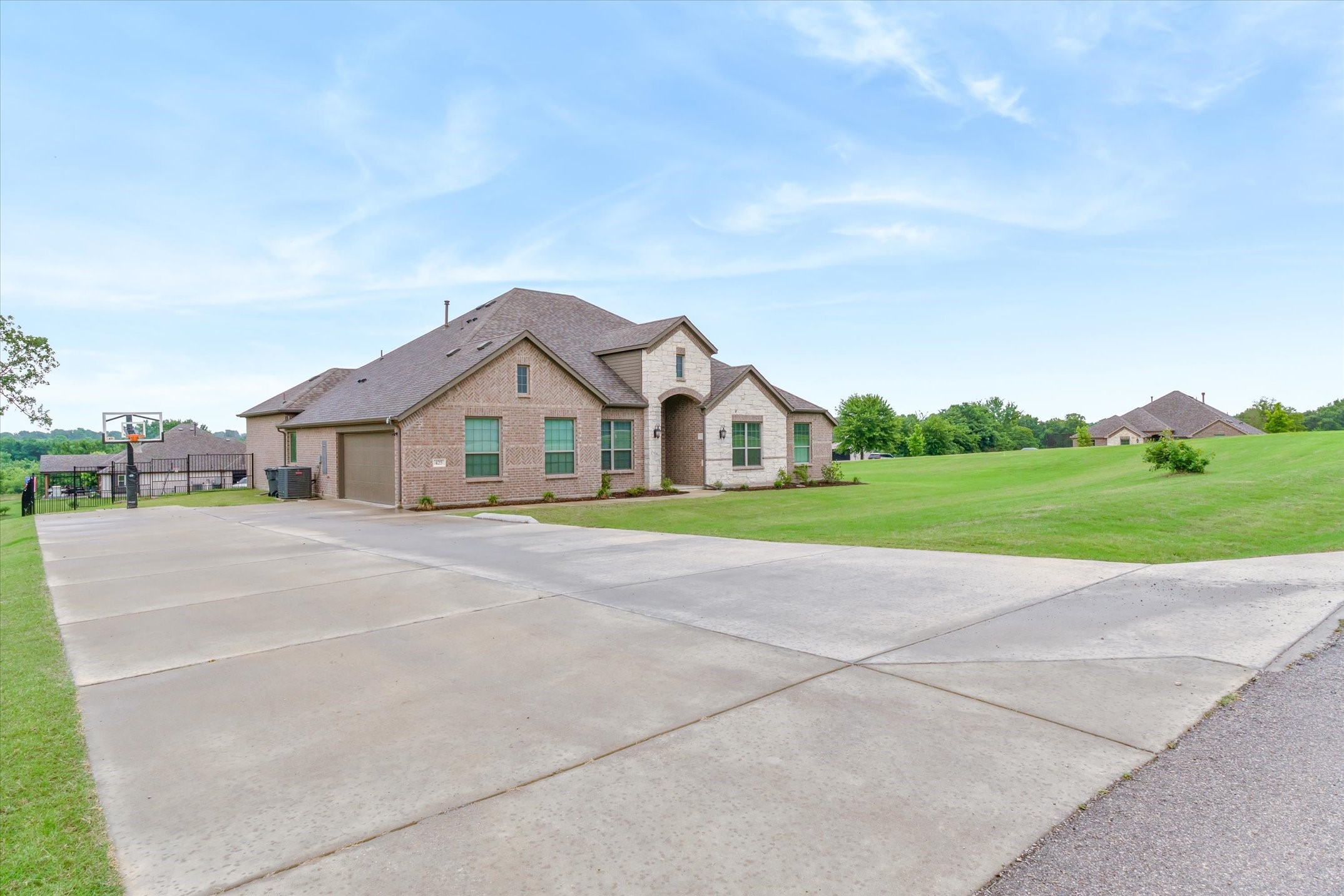 425 Private Road 7017 Edgewood TX 75117