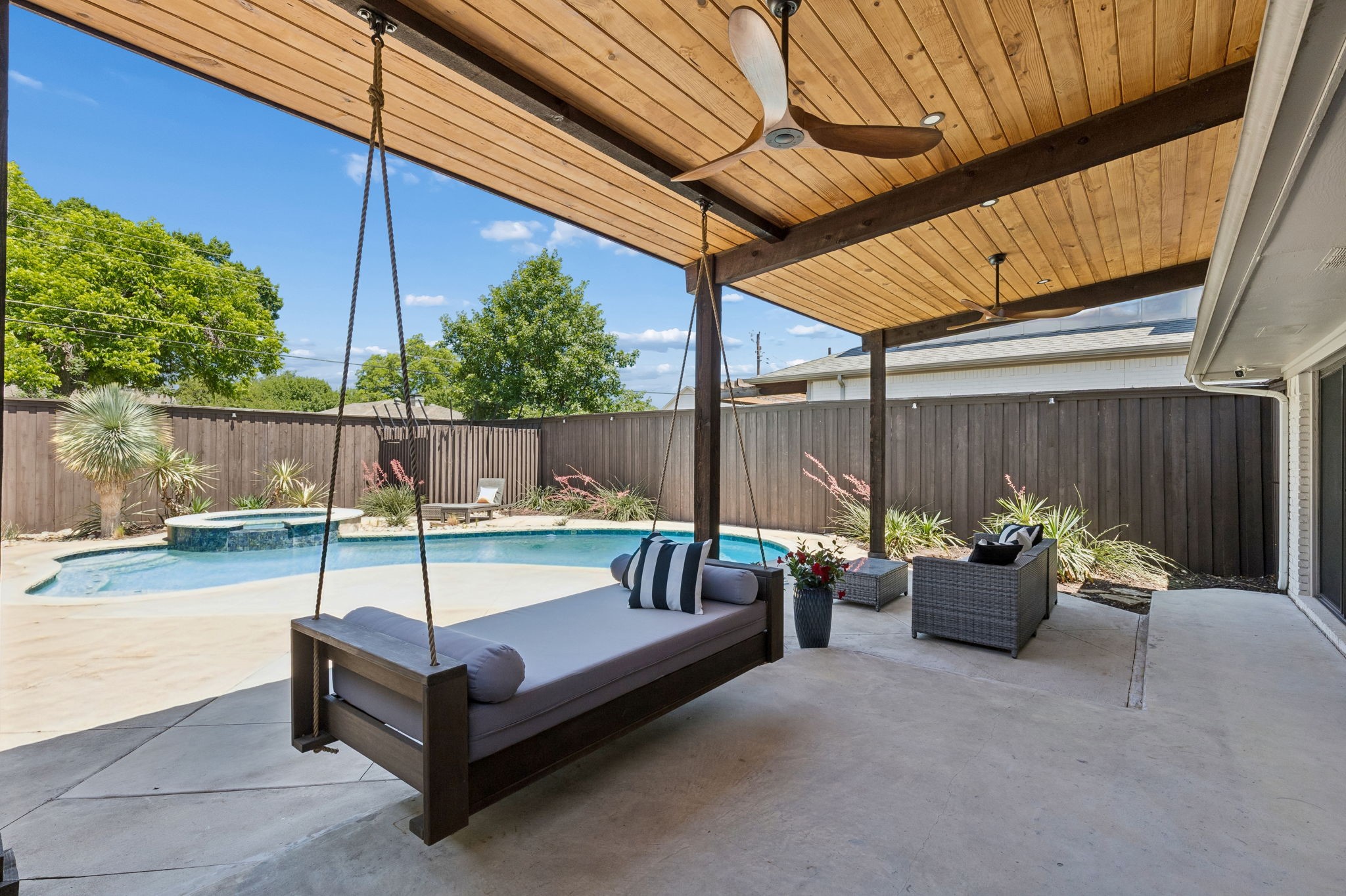 6829 Santa Maria Lane Dallas TX 75214