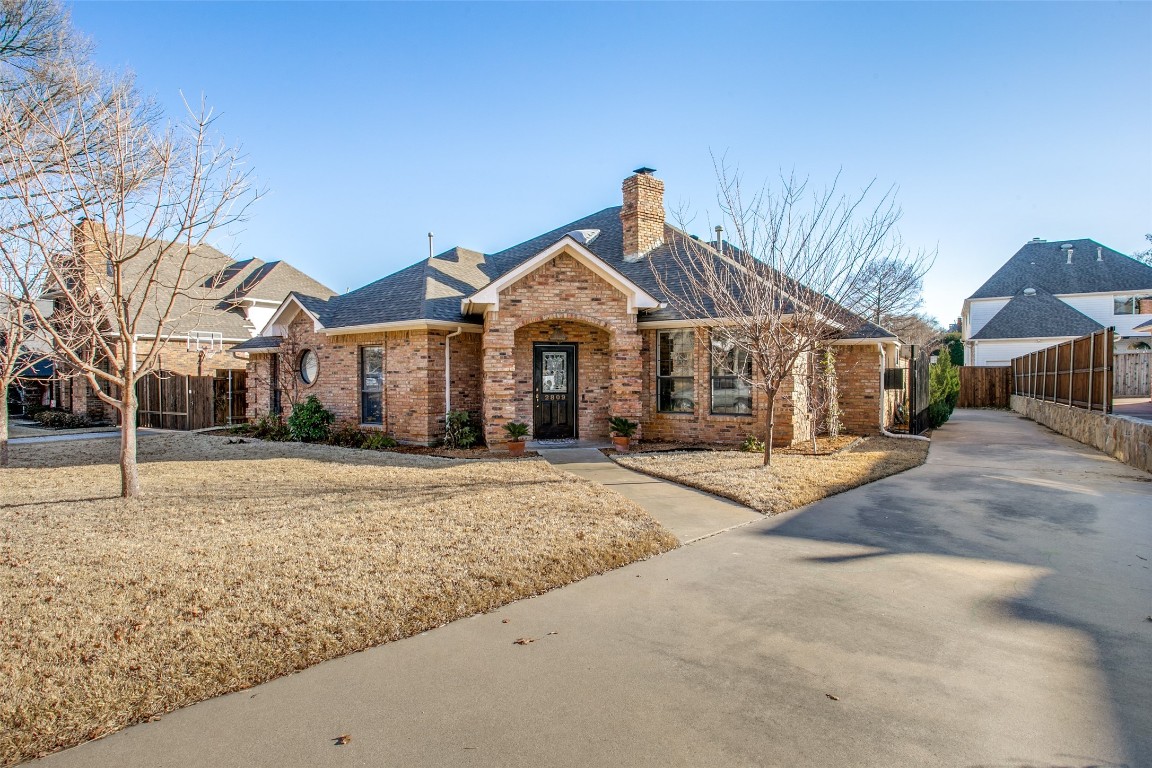 2809 Woodland Hills Drive Grapevine TX 76051