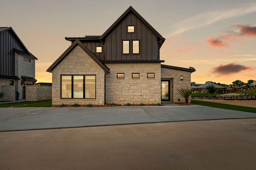 355 Emma Jean Trail Iredell TX 76649
