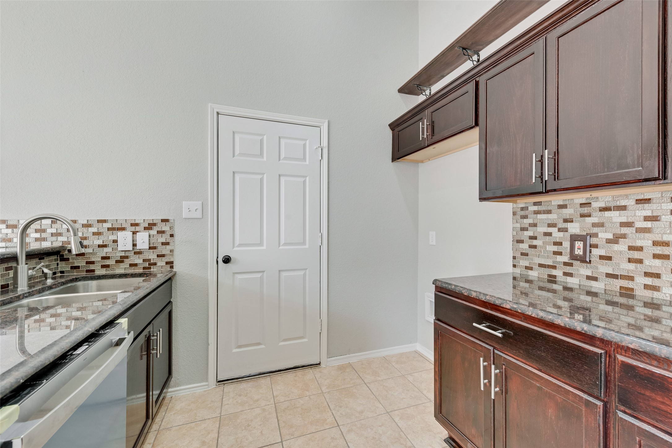 903 Ragland Drive Cedar Hill TX 75104