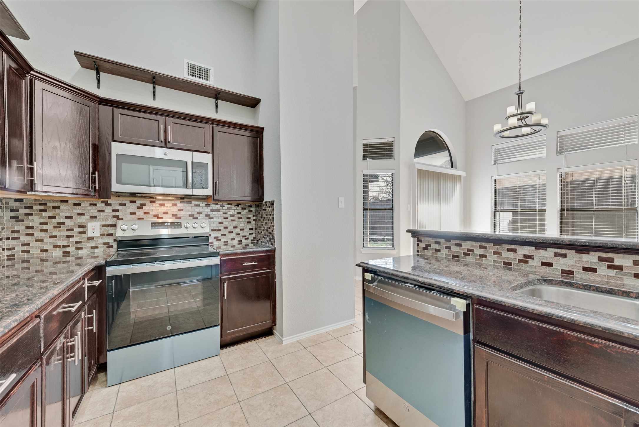 903 Ragland Drive Cedar Hill TX 75104
