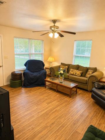 414 Tobe Gilmer TX 75645
