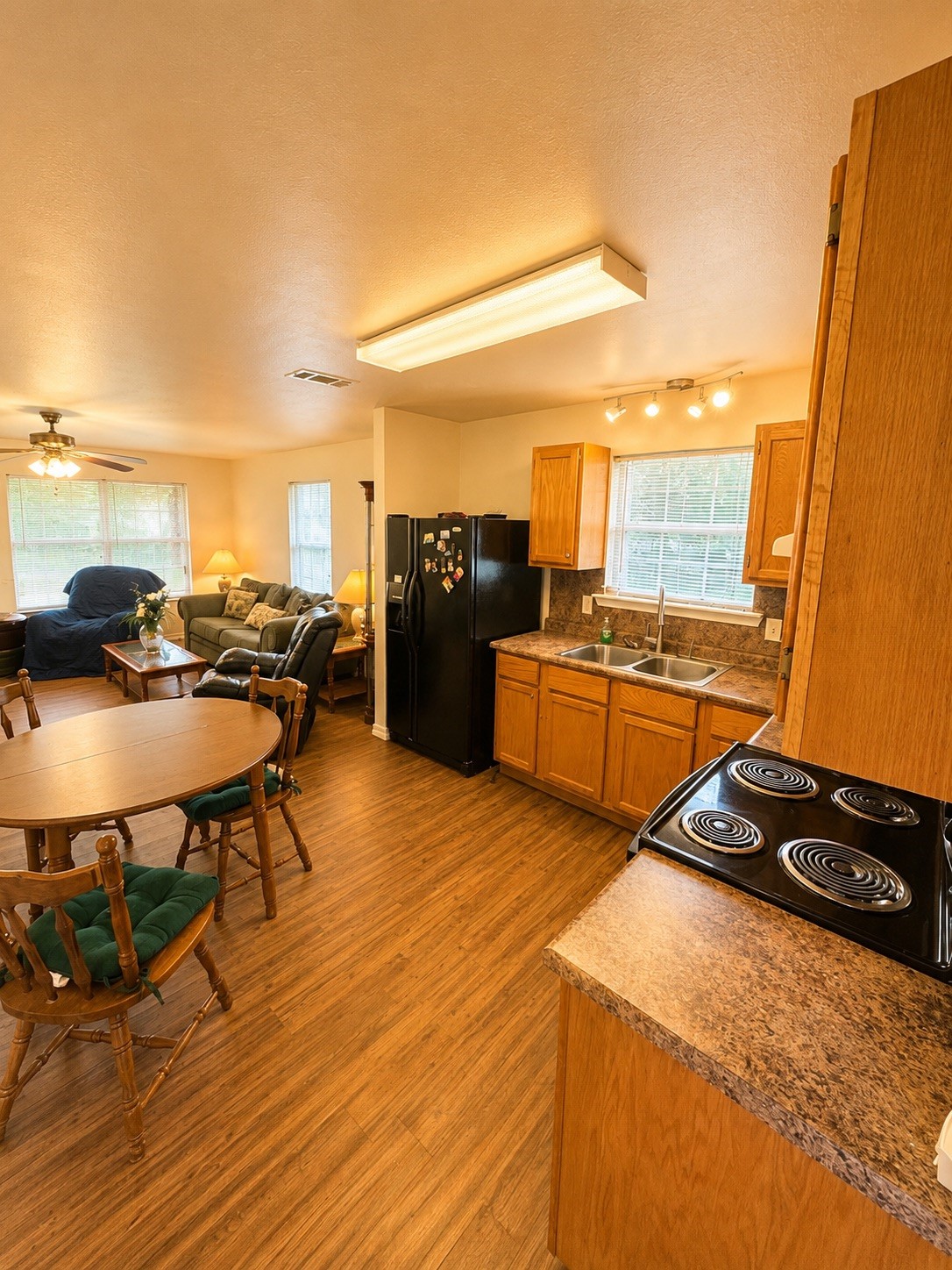 414 Tobe Gilmer TX 75645