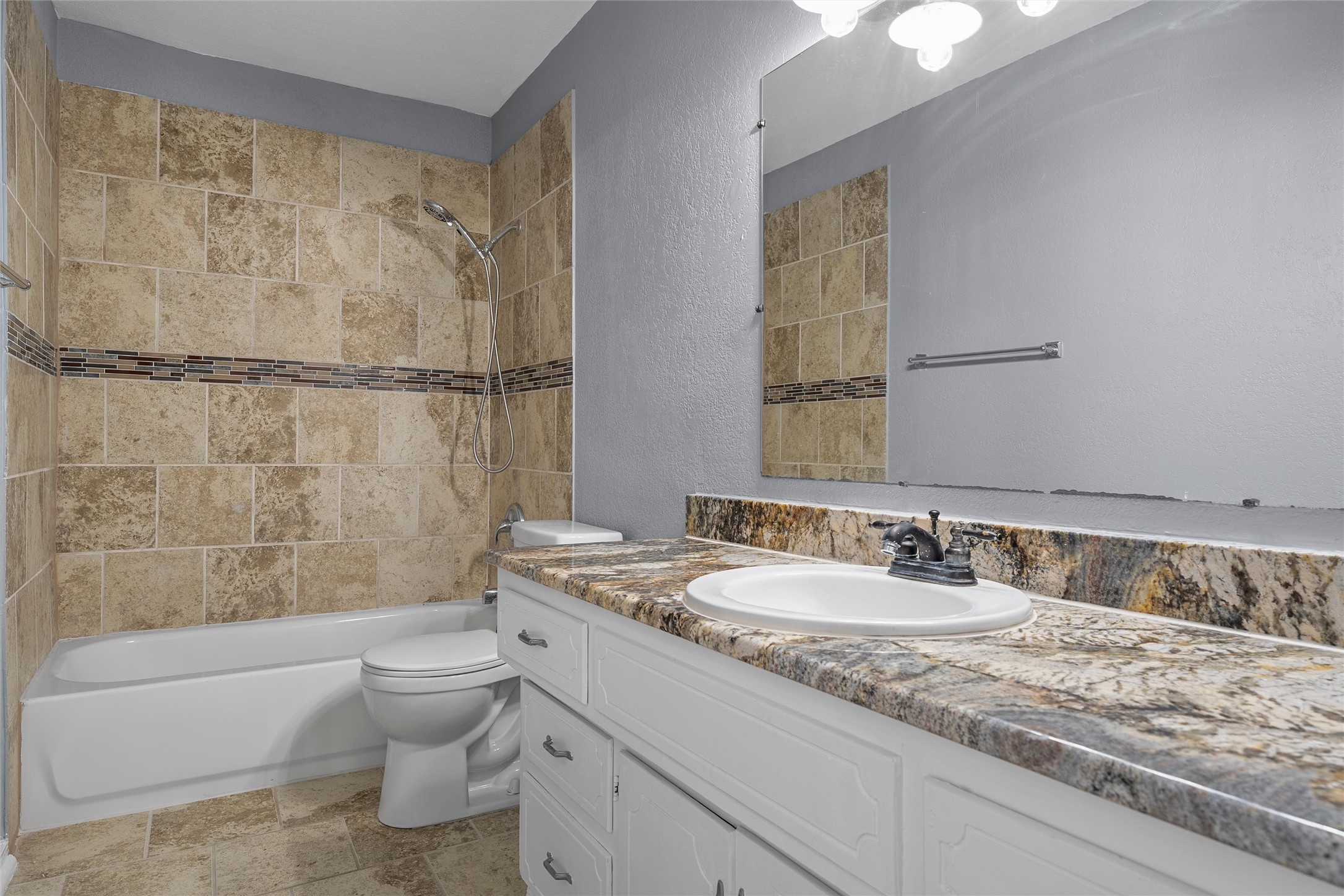 711 Rosedale Drive Hewitt TX 76643
