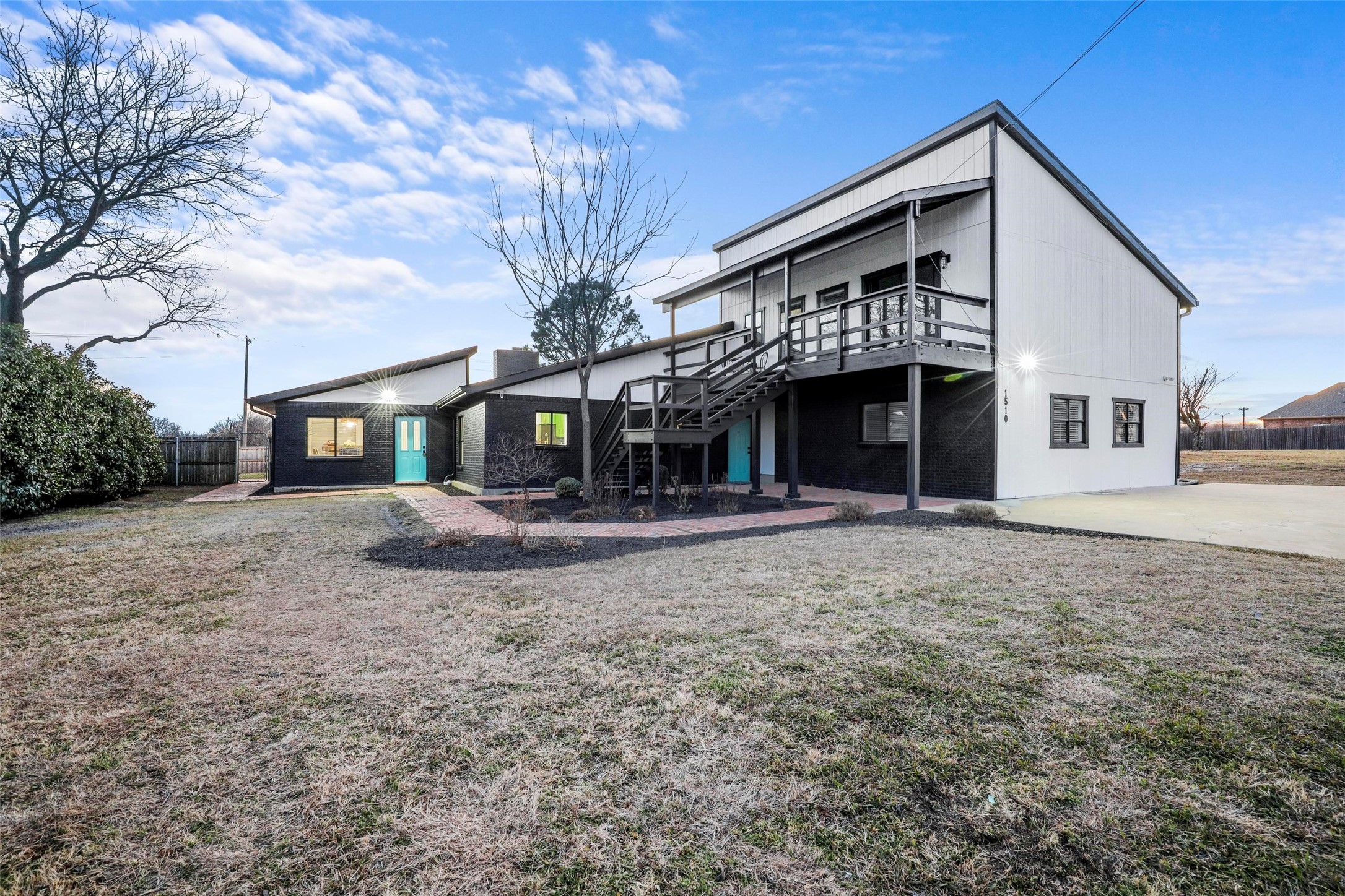 1510 Hillcrest Boulevard Little Elm TX 75068