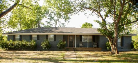 305 W Avenue F Valley Mills TX 76689