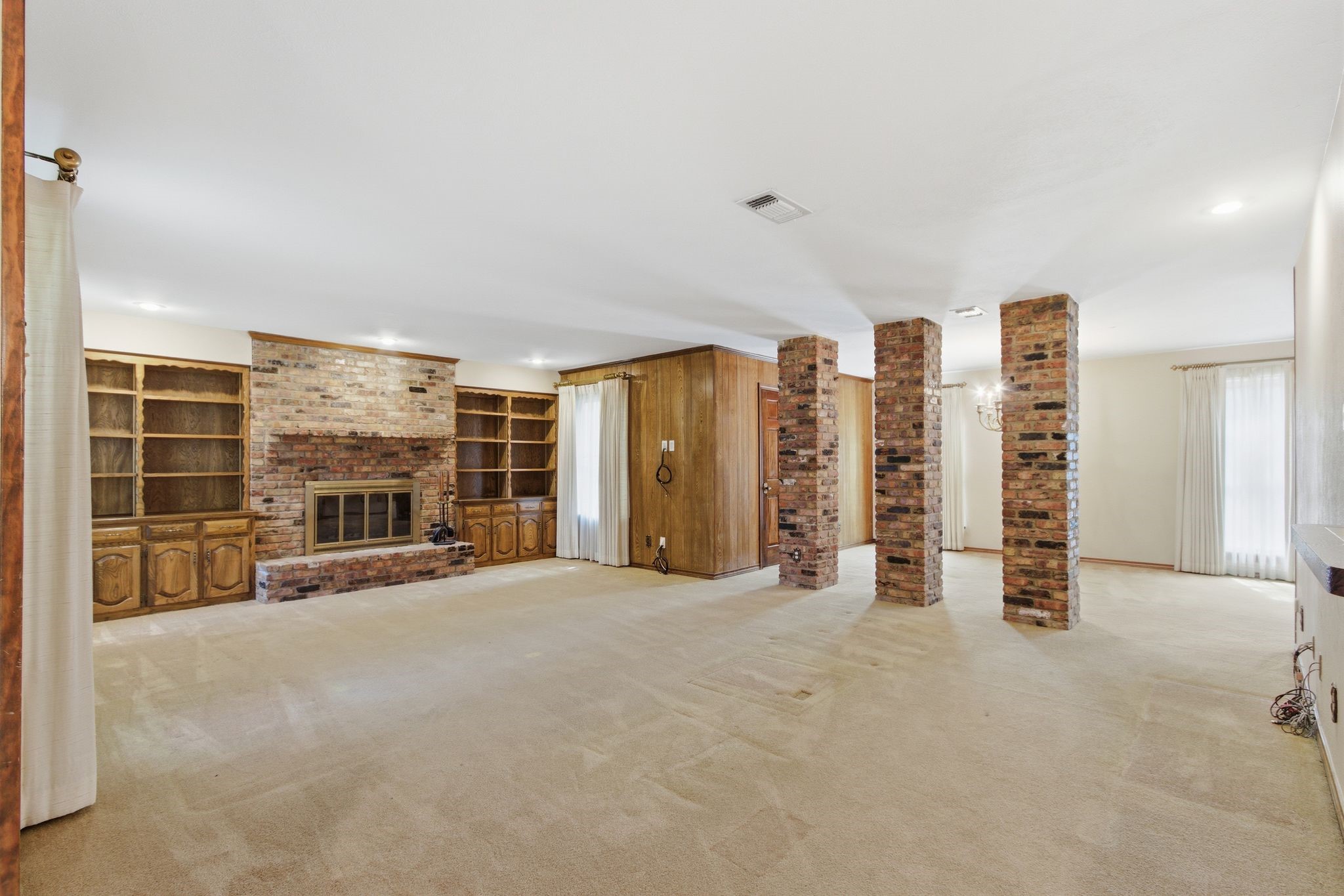 1218 Stratford Drive Richardson TX 75080