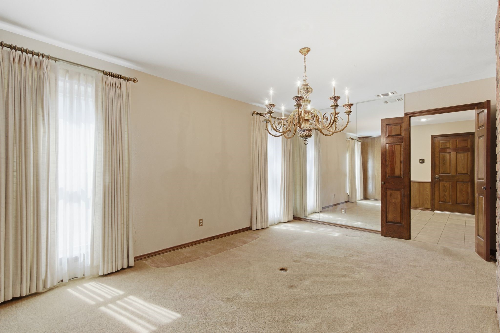 1218 Stratford Drive Richardson TX 75080