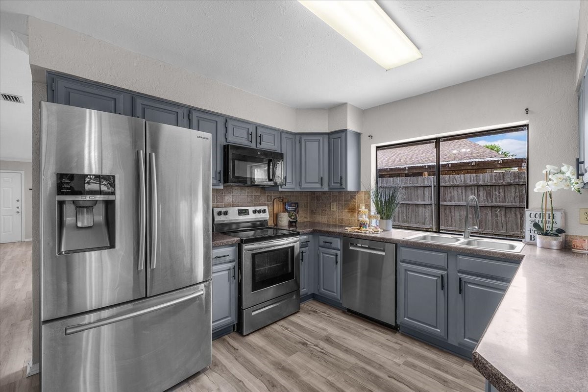 3120 Mayfair Drive Carrollton TX 75007
