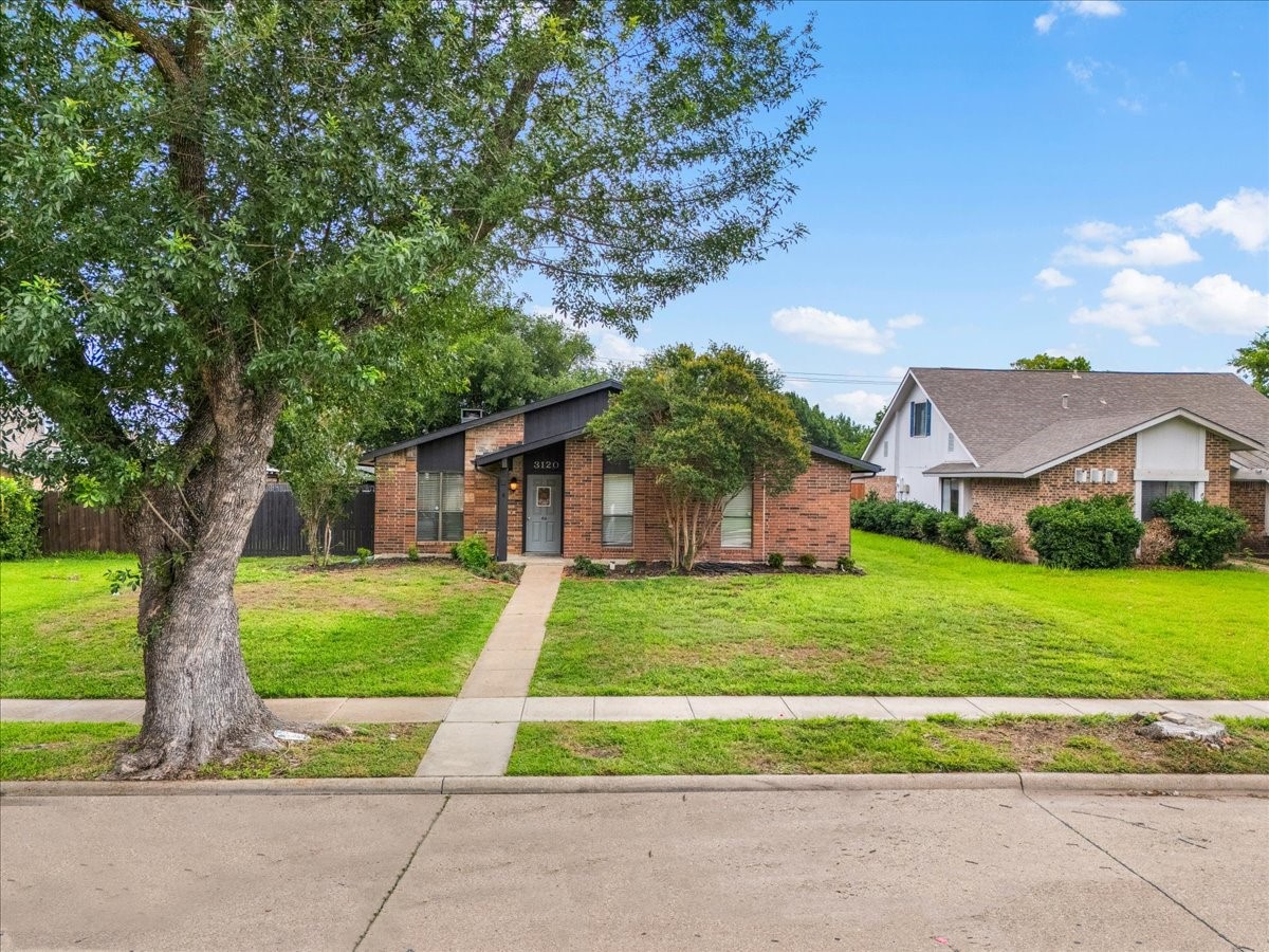 3120 Mayfair Drive Carrollton TX 75007