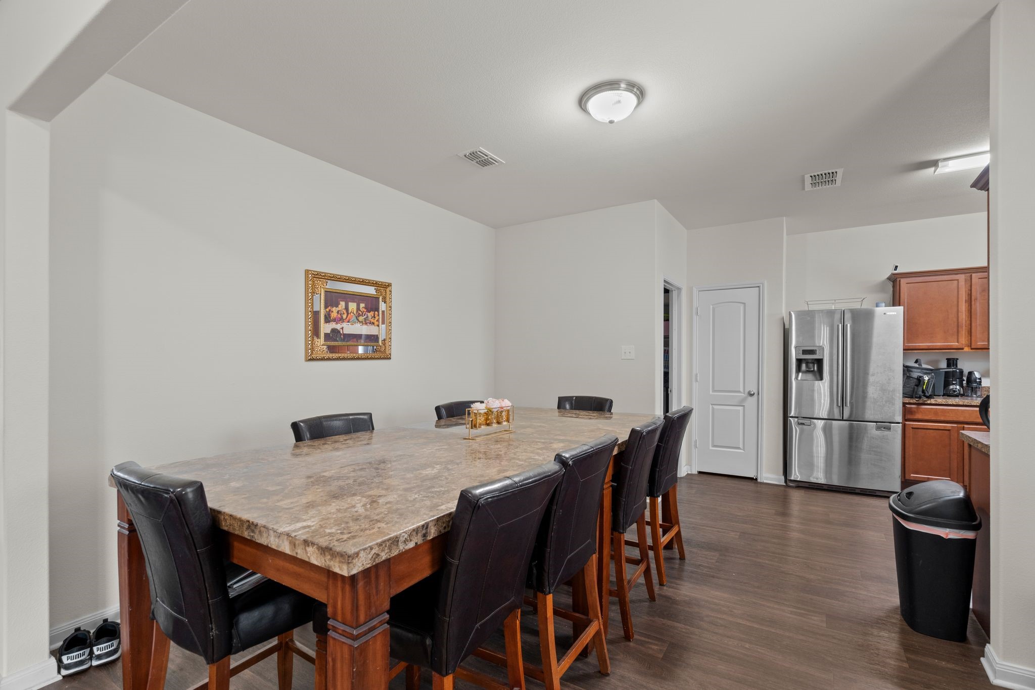9831 Whistler Drive Dallas TX 75217
