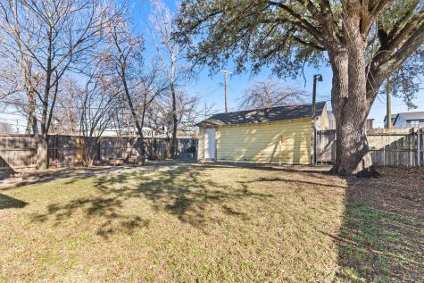 2739 Livingston Avenue Fort Worth TX 76110