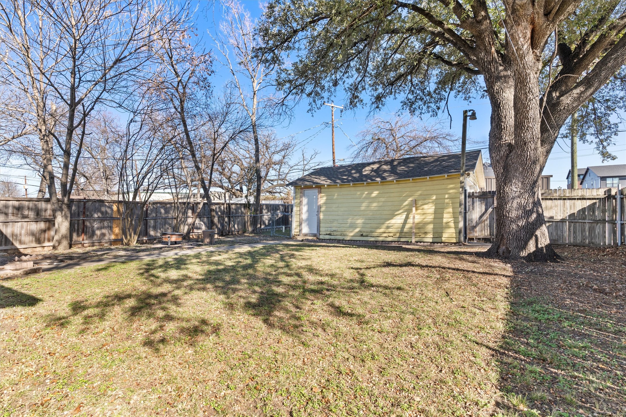 2739 Livingston Avenue Fort Worth TX 76110