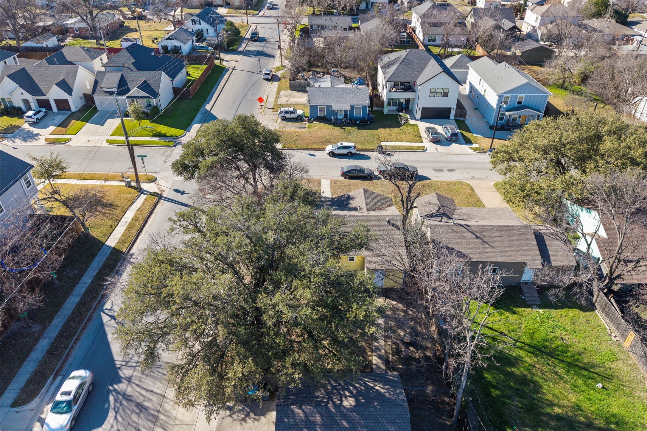 2739 Livingston Avenue Fort Worth TX 76110