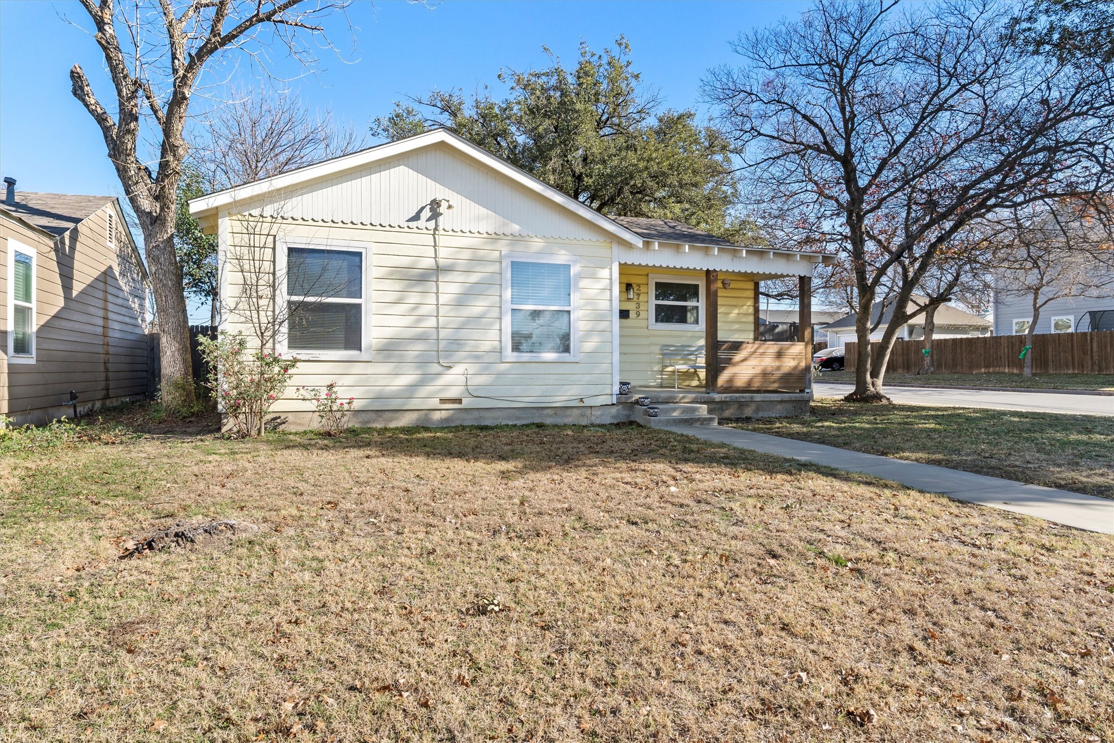 2739 Livingston Avenue Fort Worth TX 76110