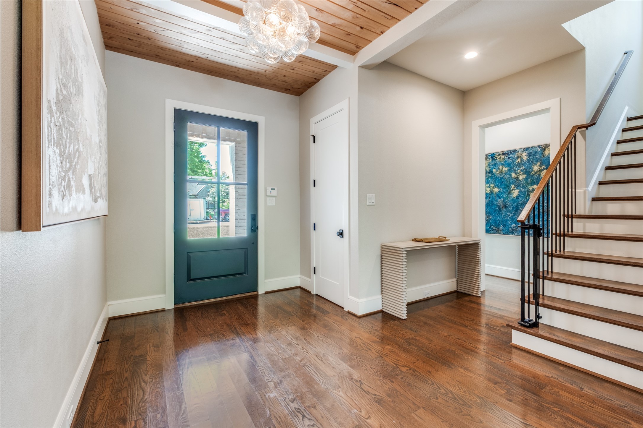 6911 Clayton Avenue Dallas TX 75214