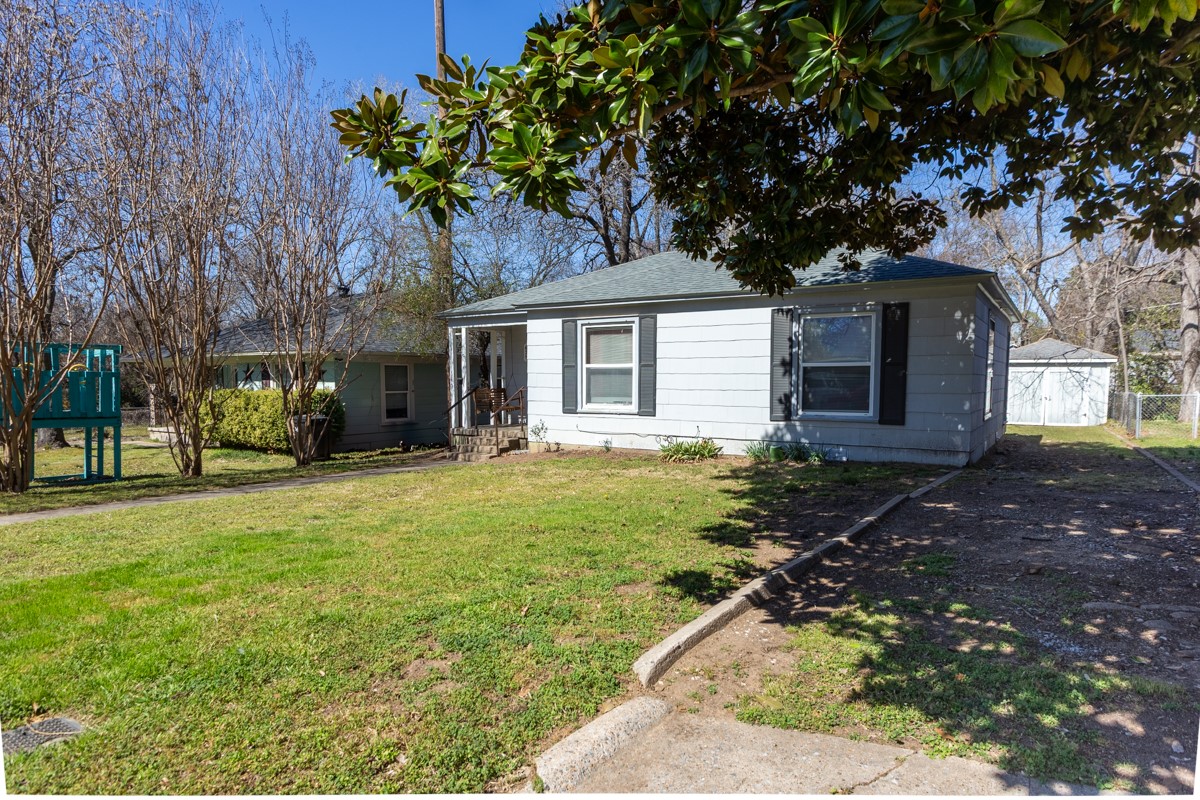 629 W Hanna Street Denison TX 75020