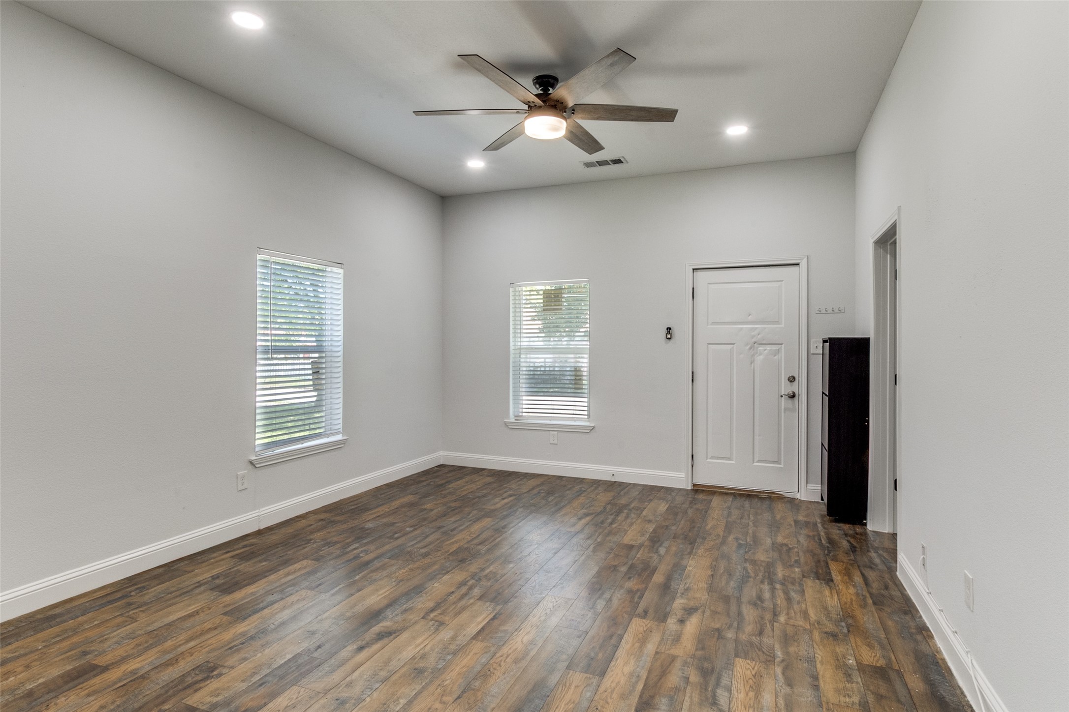2323 Stoneman Street Dallas TX 75215