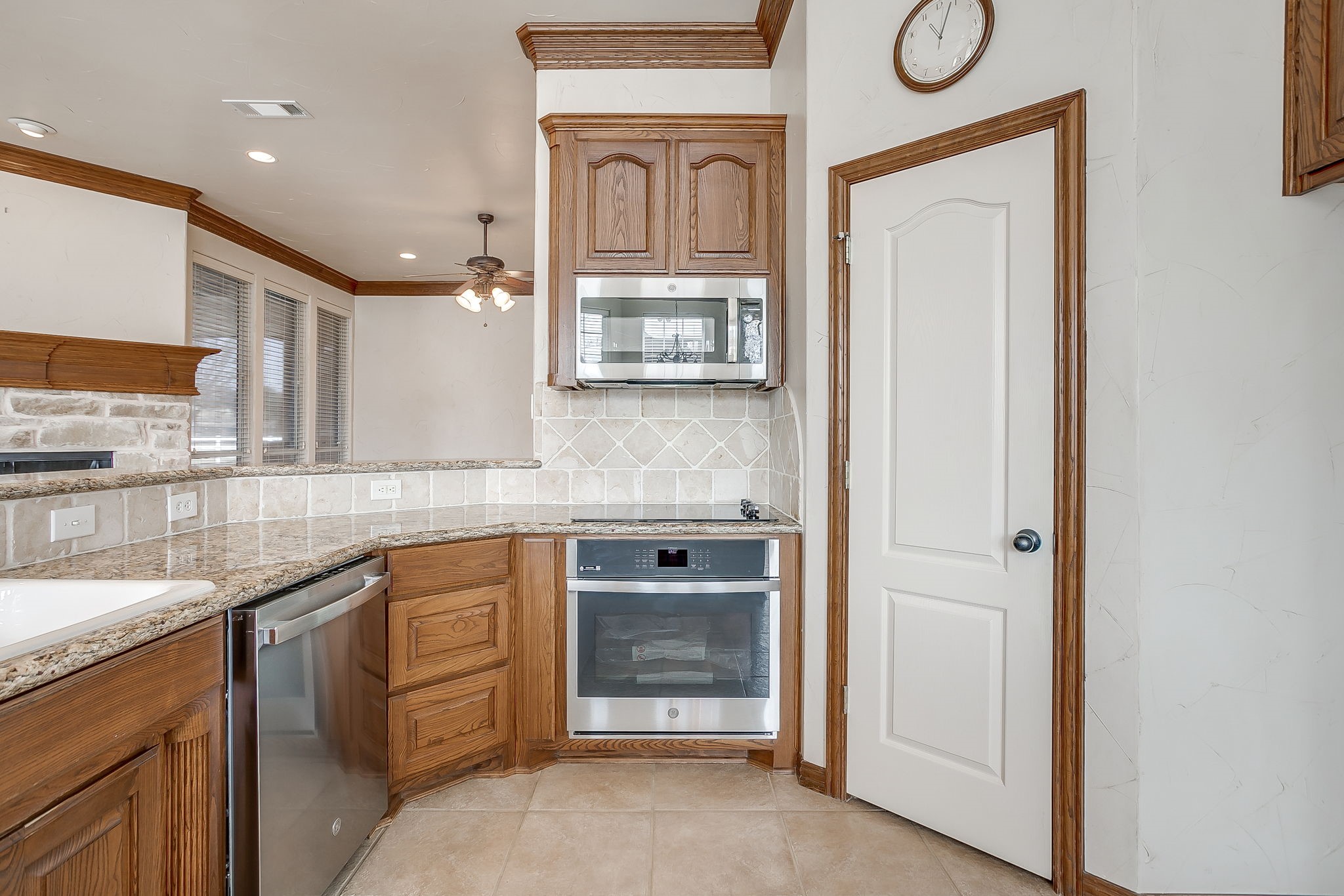3712 Vista North Drive Burleson TX 76028