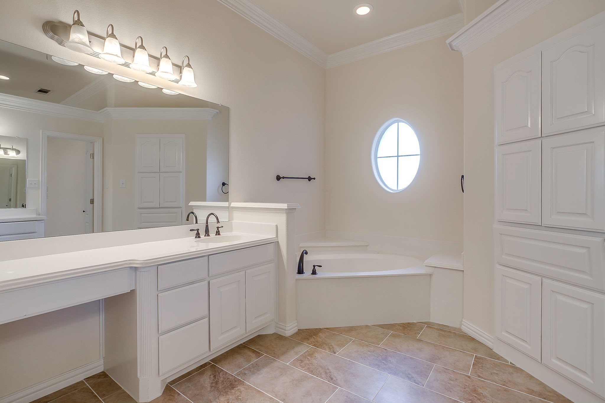 3712 Vista North Drive Burleson TX 76028
