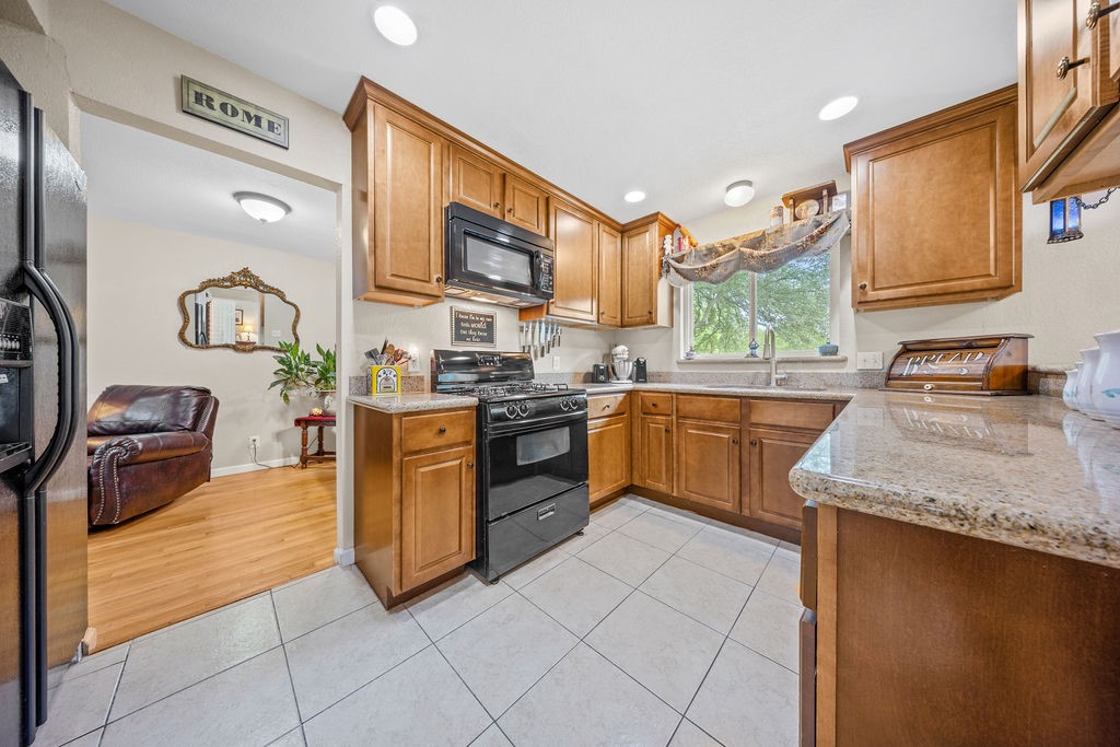 2518 Glenbrook Circle Garland TX 75041