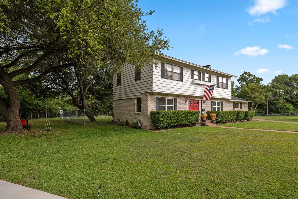 2518 Glenbrook Circle Garland TX 75041