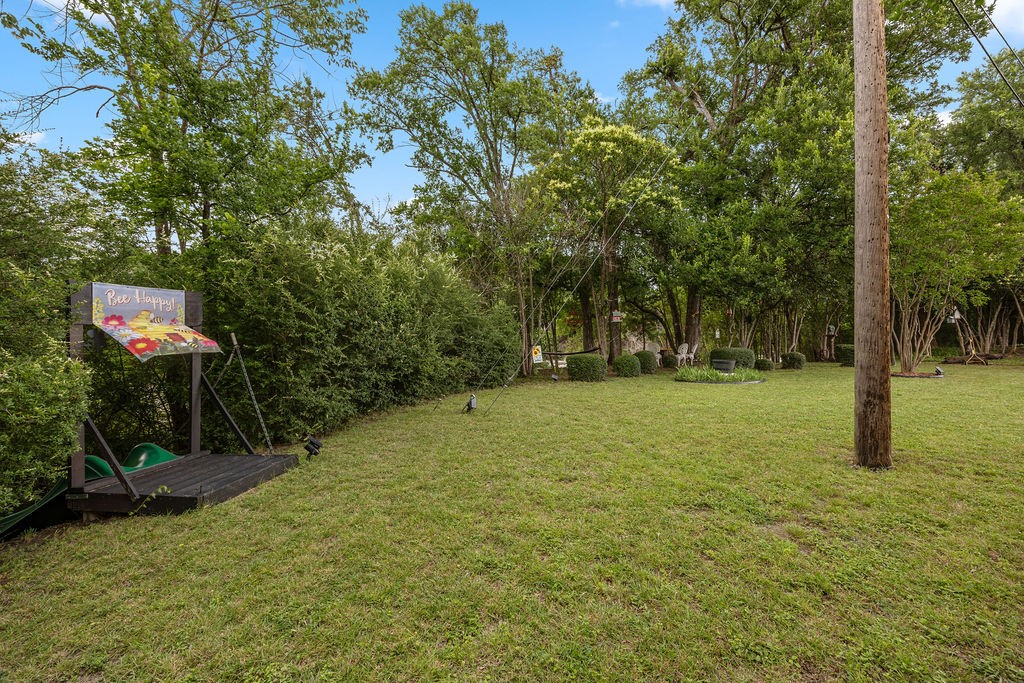 2518 Glenbrook Circle Garland TX 75041