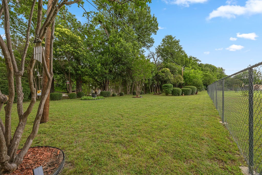 2518 Glenbrook Circle Garland TX 75041