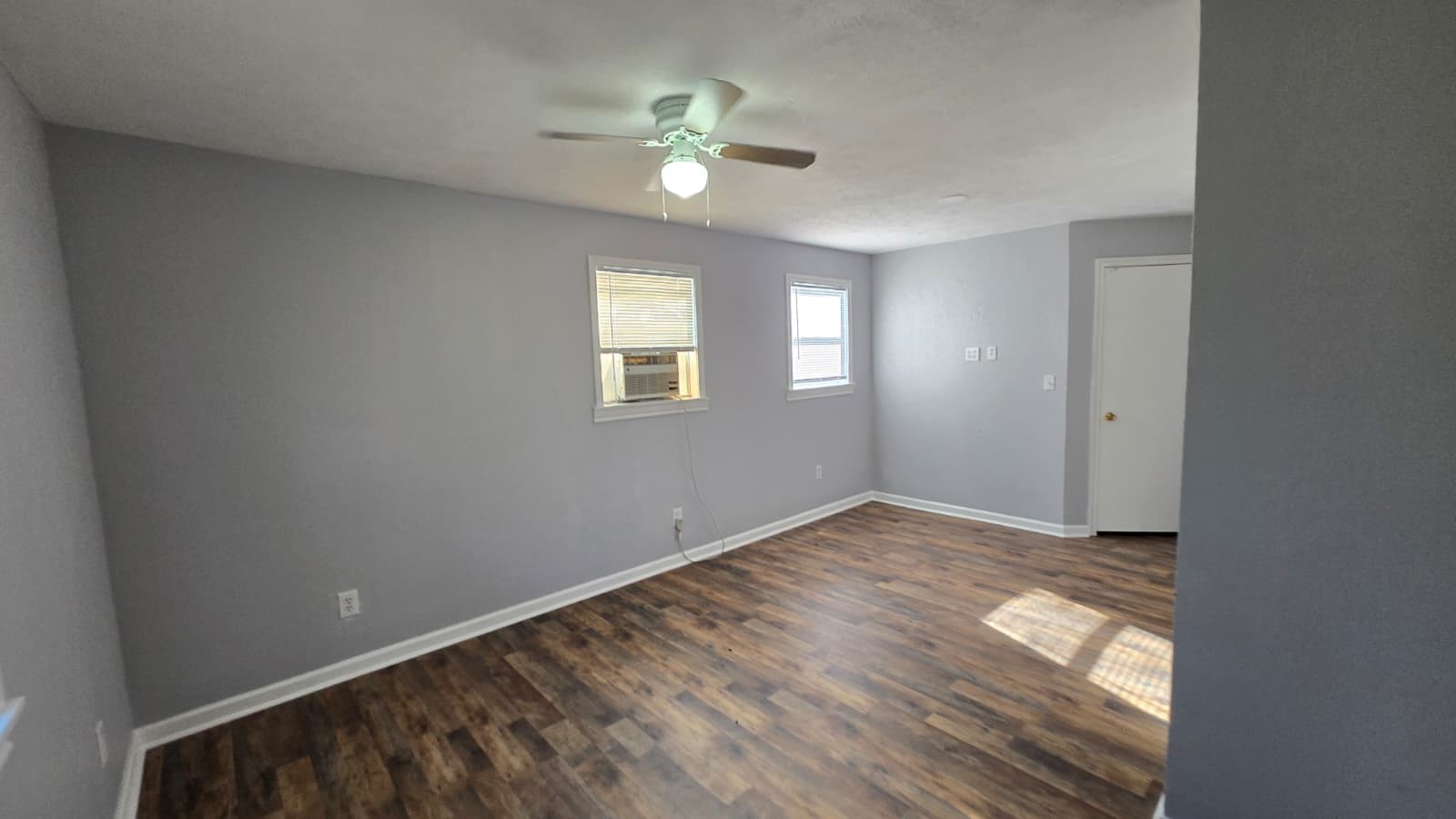 310 S Wickham Street Alvord TX 76225