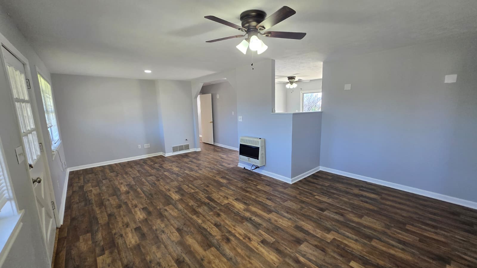 310 S Wickham Street Alvord TX 76225