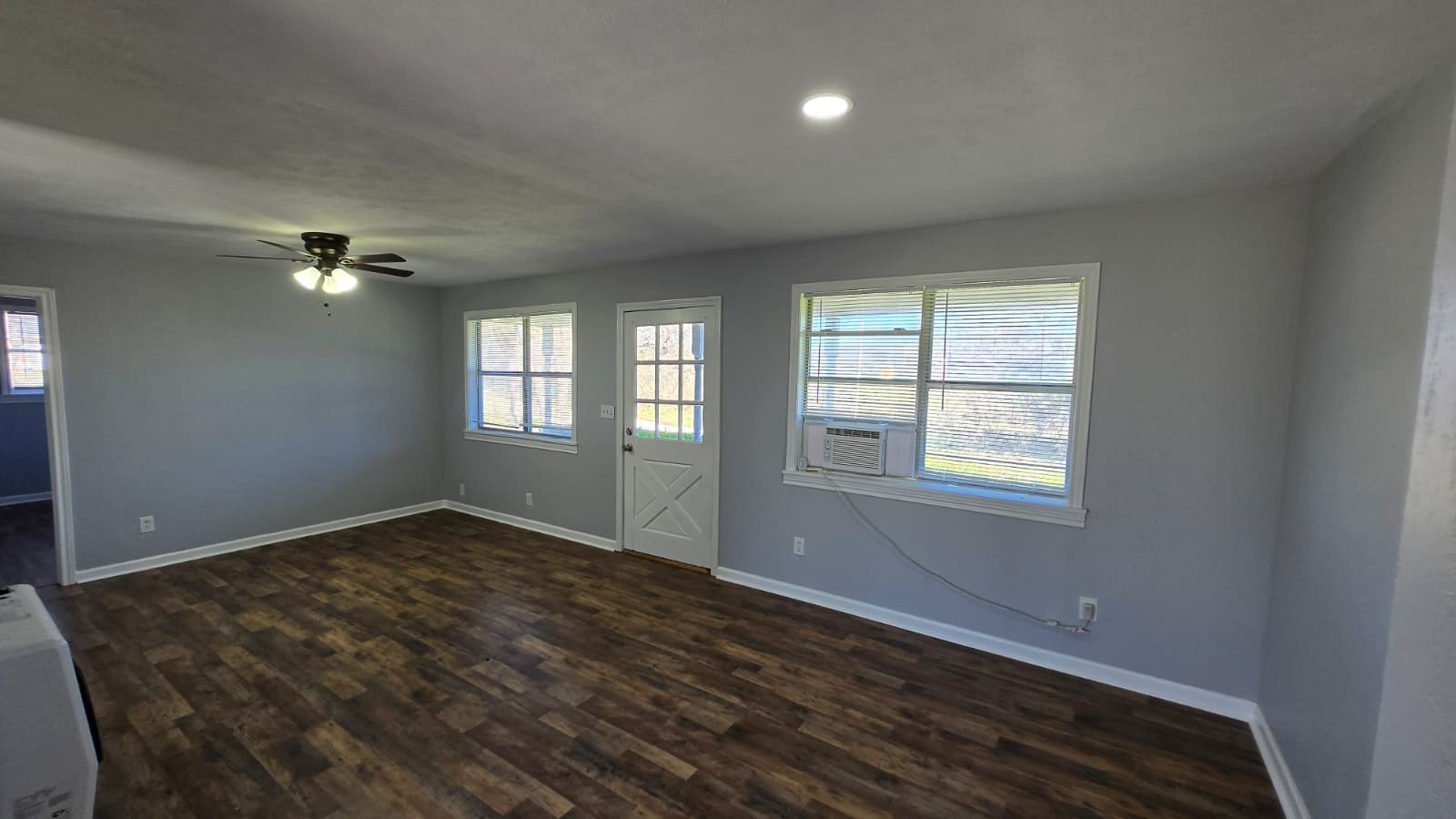 310 S Wickham Street Alvord TX 76225