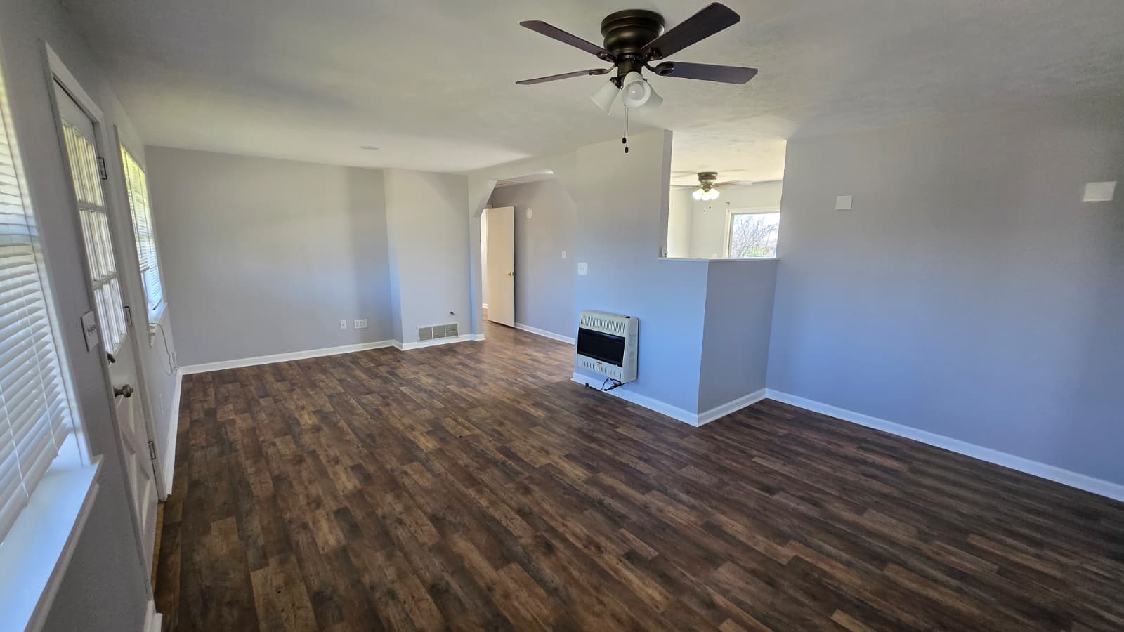 310 S Wickham Street Alvord TX 76225