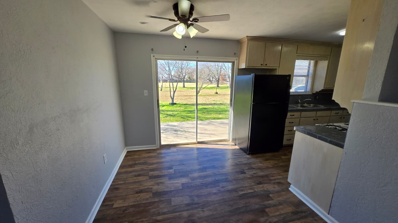 310 S Wickham Street Alvord TX 76225