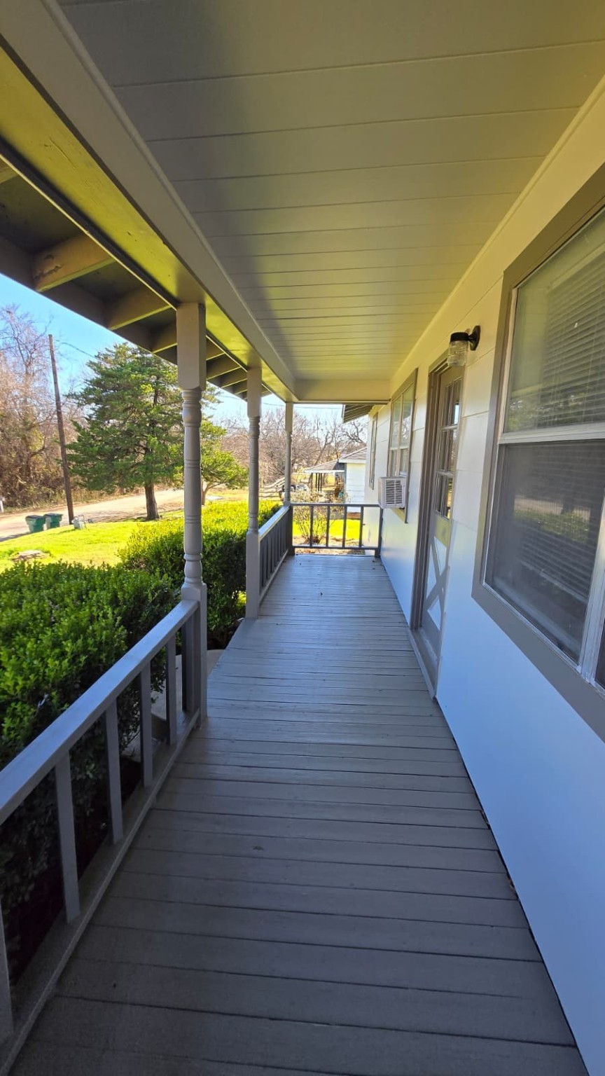 310 S Wickham Street Alvord TX 76225