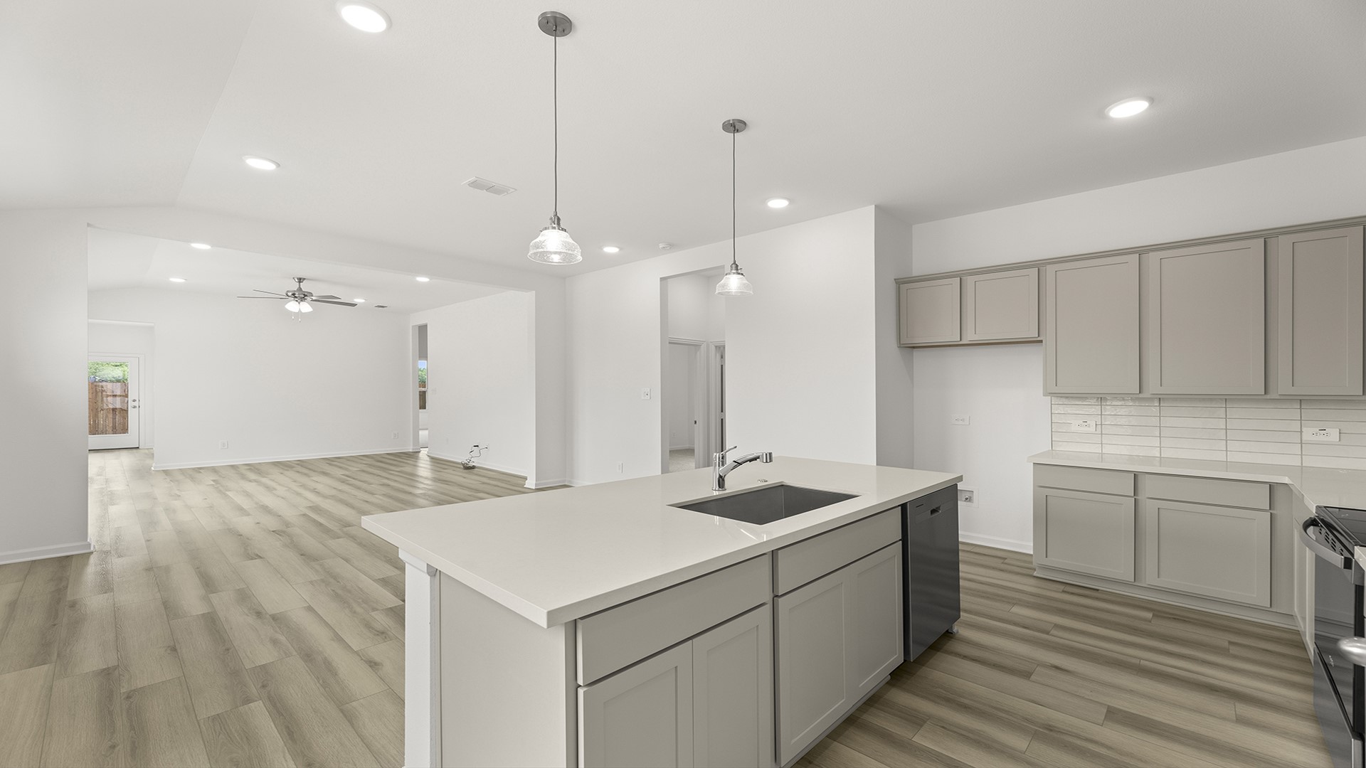1749 Edgeway Drive Aubrey TX 76227