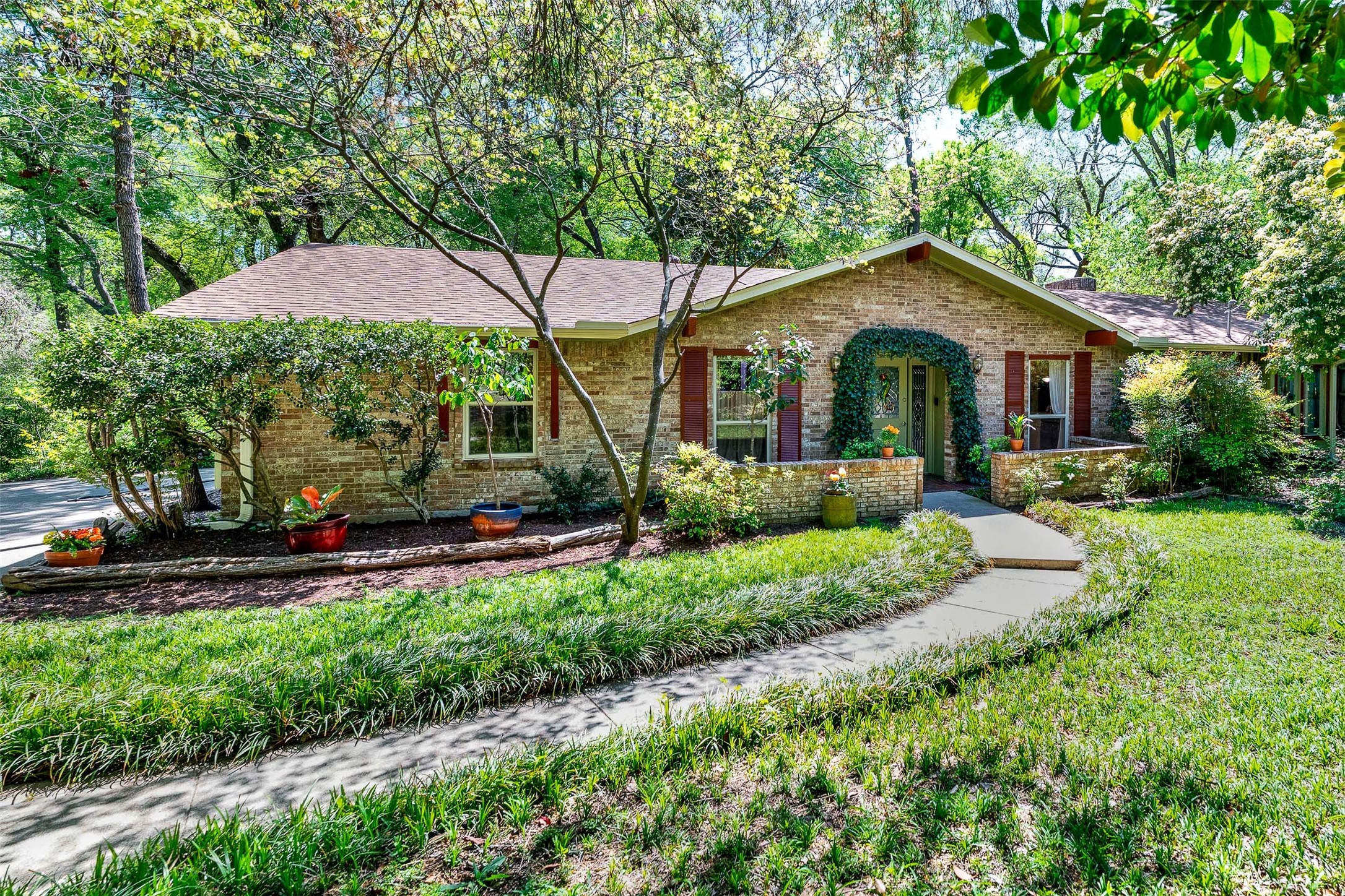 702 Keywe Place Duncanville TX 75116